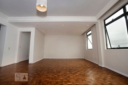 Sala de apartamento para alugar com 2 quartos, 83m² em São Francisco, Curitiba