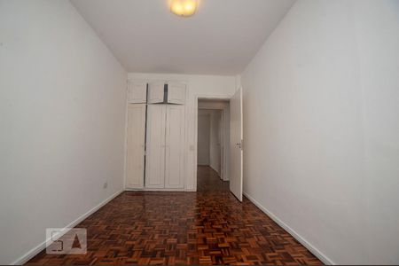 Quarto 1 de apartamento para alugar com 2 quartos, 83m² em São Francisco, Curitiba