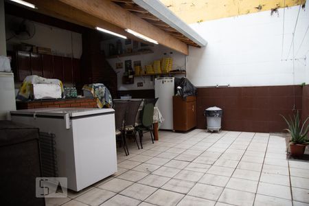 Casa para alugar com 224m², 4 quartos e 3 vagas Casa para alugar com 224m², 4 quartos e 3 vagasÁrea Externa - Churrasqueira