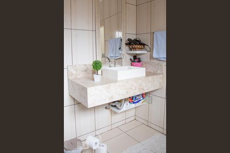 Casa para alugar com 224m², 4 quartos e 3 vagas Casa para alugar com 224m², 4 quartos e 3 vagasBanheiro