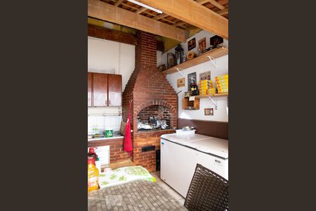 Casa para alugar com 224m², 4 quartos e 3 vagas Casa para alugar com 224m², 4 quartos e 3 vagasÁrea Externa - Churrasqueira