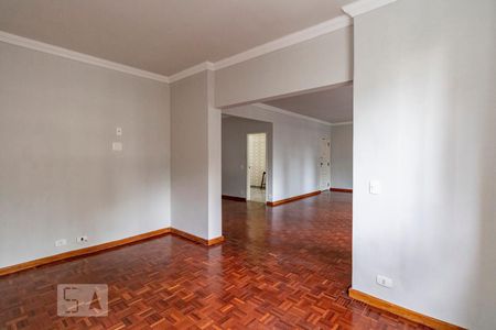 Apartamento para alugar com 4 quartos, 190m² em Santa Efigênia, Belo Horizonte