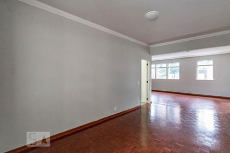 Apartamento à venda com 4 quartos, 190m² em Santa Efigênia, Belo Horizonte