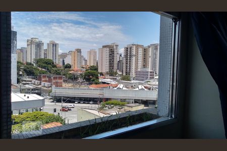 Quarto- vista de kitnet/studio para alugar com 1 quarto, 35m² em Barra Funda, São Paulo