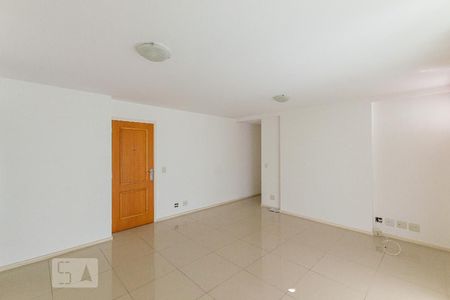 Sala de apartamento à venda com 2 quartos, 133m² em Icaraí, Niterói