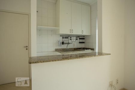 Cozinha de apartamento para alugar com 1 quarto, 37m² em Mirandópolis, São Paulo