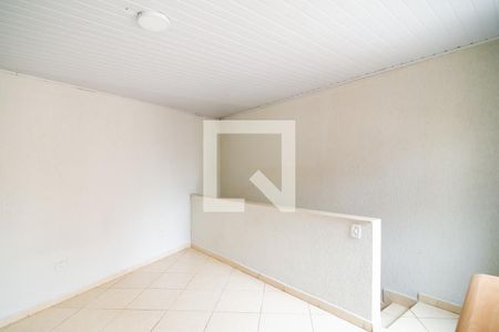 Quarto Suíte de casa para alugar com 1 quarto, 70m² em Jardim Alzira, São Paulo