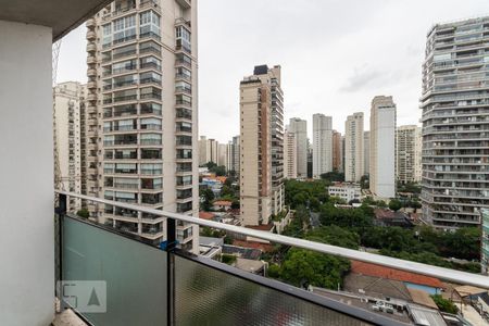 Varanda de apartamento para alugar com 3 quartos, 122m² em Vila Nova Conceição, São Paulo