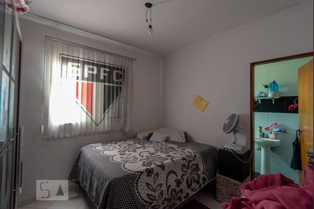 Suite de apartamento à venda com 3 quartos, 76m² em Vila Alto de Santo André, Santo André