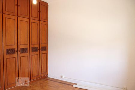 Quarto 2 de casa à venda com 2 quartos, 60m² em Vila Monumento, São Paulo