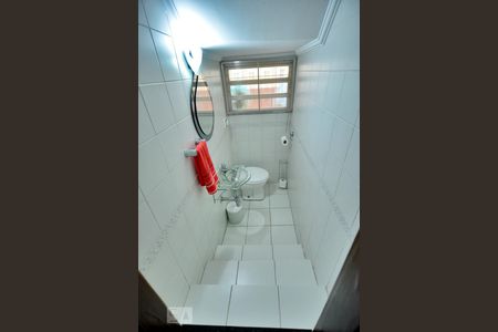 Lavabo de casa à venda com 3 quartos, 220m² em Vila Anglo Brasileira, São Paulo