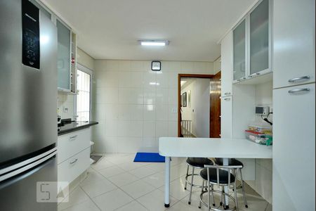 Cozinha de casa à venda com 3 quartos, 220m² em Vila Anglo Brasileira, São Paulo