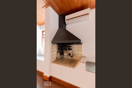 Sala de casa para alugar com 3 quartos, 250m² em Vila Nova Conceição, São Paulo