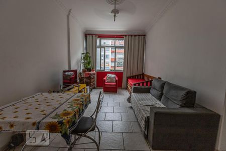 Apartamento à venda com 90m², 2 quartos e sem vagaSala