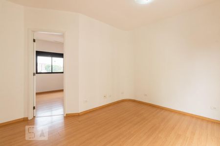 Sala de kitnet/studio para alugar com 1 quarto, 35m² em Itaim Bibi, São Paulo