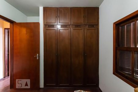 Quarto 2 de casa à venda com 3 quartos, 220m² em Vila Brasilio Machado, São Paulo