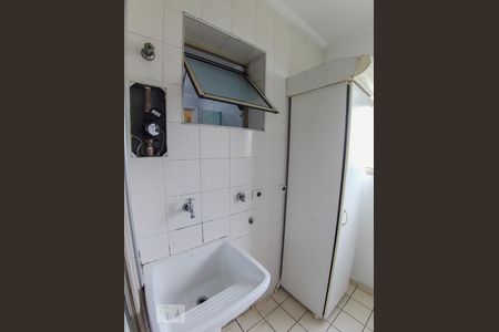 Apartamento à venda com 70m², 2 quartos e 1 vaga Apartamento à venda com 70m², 2 quartos e 1 vagaÁrea de Serviço