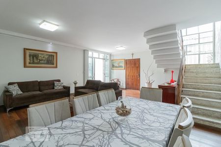 Sala de casa à venda com 7 quartos, 364m² em Planalto Paulista, São Paulo