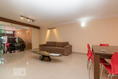Sala de casa à venda com 3 quartos, 180m² em Santo Amaro, São Paulo