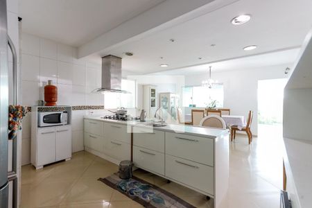 Casa para alugar com 480m², 4 quartos e sem vaga Casa para alugar com 480m², 4 quartos e sem vagaCozinha