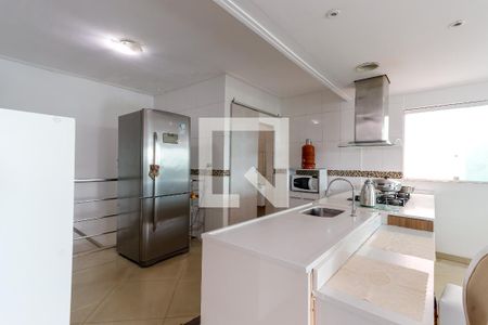 Casa para alugar com 480m², 4 quartos e sem vaga Casa para alugar com 480m², 4 quartos e sem vagaCozinha