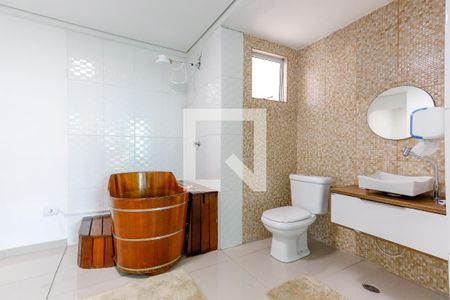 Casa para alugar com 480m², 4 quartos e sem vaga Casa para alugar com 480m², 4 quartos e sem vagaBanheiro da Suíte 2