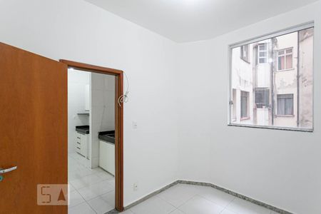 Quarto de apartamento para alugar com 1 quarto, 42m² em Centro, Belo Horizonte