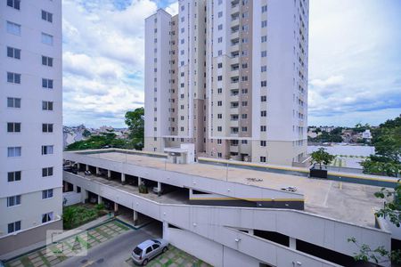 Vista de apartamento para alugar com 3 quartos, 75m² em Planalto, Belo Horizonte