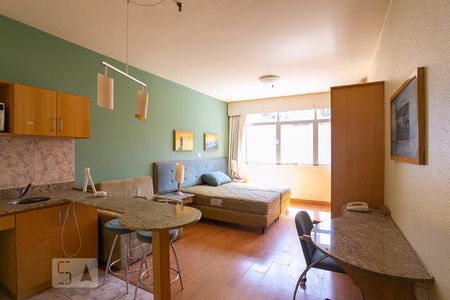 Sala/Quarto/Cozinha de kitnet/studio à venda com 1 quarto, 28m² em Centro Histórico, Porto Alegre