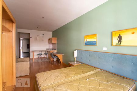 Sala/Quarto/Cozinha de kitnet/studio à venda com 1 quarto, 31m² em Centro Histórico, Porto Alegre