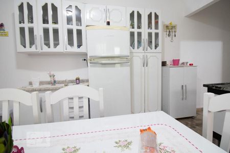 Casa à venda com 100m², 3 quartos e 2 vagas Casa à venda com 100m², 3 quartos e 2 vagasCozinha 2