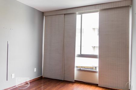 Quarto 1  de apartamento para alugar com 2 quartos, 90m² em Jardim Guanabara, Rio de Janeiro