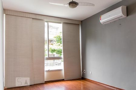 Quarto 1  de apartamento para alugar com 2 quartos, 90m² em Jardim Guanabara, Rio de Janeiro