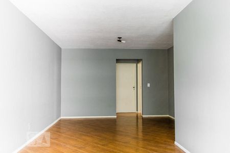 Sala de apartamento para alugar com 2 quartos, 90m² em Jardim Guanabara, Rio de Janeiro