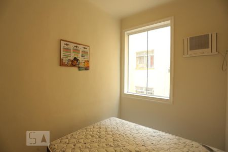 Quarto 1 de apartamento à venda com 2 quartos, 70m² em Copacabana, Rio de Janeiro