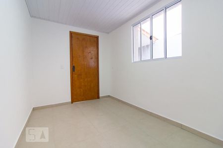 Quarto 1 de casa para alugar com 2 quartos, 60m² em Portão, Curitiba