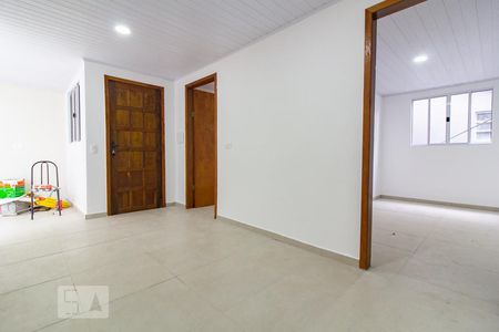 Sala de casa para alugar com 2 quartos, 60m² em Portão, Curitiba