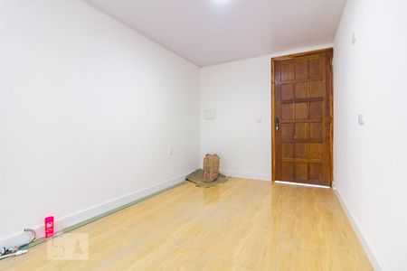 Sala de casa para alugar com 1 quarto, 25m² em Portão, Curitiba