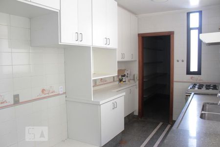 Cozinha de apartamento à venda com 4 quartos, 195m² em Centro, Jundiaí