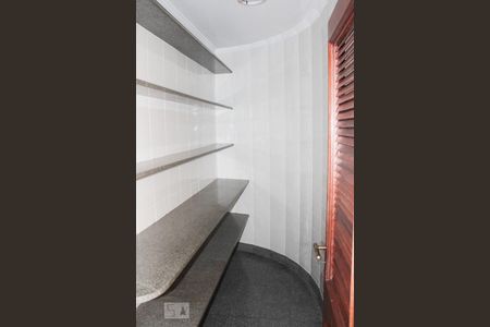 Dispensa de apartamento à venda com 4 quartos, 195m² em Centro, Jundiaí