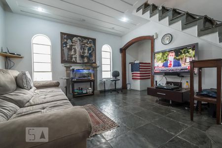 Sala de casa à venda com 7 quartos, 250m² em Santo Amaro, São Paulo