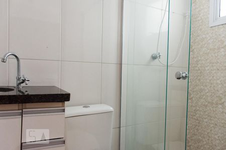 Banheiro da Suíte de apartamento à venda com 1 quarto, 40m² em Parque das Nações, Santo André