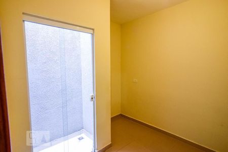 Quarto 2 de casa para alugar com 2 quartos, 60m² em Vila Matilde, São Paulo