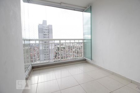 Varanda de apartamento para alugar com 2 quartos, 57m² em Parque Reboucas, São Paulo