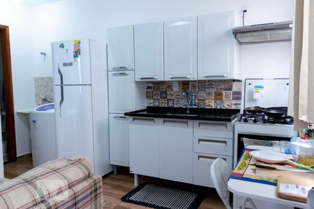 Cozinha de kitnet/studio à venda com 1 quarto, 28m² em Vila Nair, São Paulo