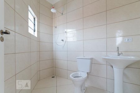 Banheiro de apartamento para alugar com 1 quarto, 40m² em Jardim Ester Yolanda, São Paulo