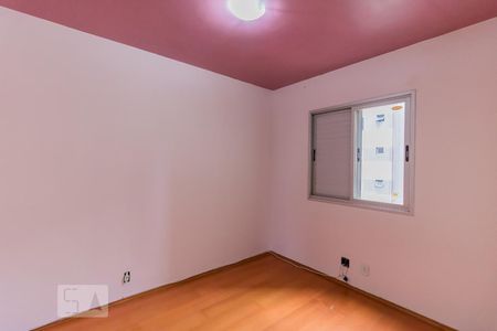 Quarto 1 de apartamento para alugar com 2 quartos, 55m² em Vila Santana, São Paulo