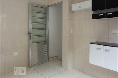 Cozinha de casa para alugar com 1 quarto, 47m² em Jardim Arize, São Paulo