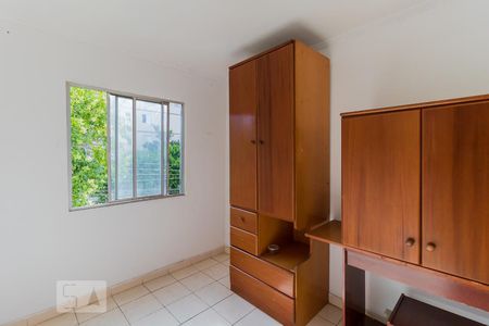 Quarto 2 de apartamento para alugar com 2 quartos, 45m² em Conjunto Habitacional Padre Manoel da Nóbrega, São Paulo