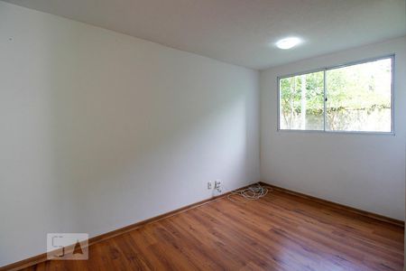 Sala de apartamento para alugar com 3 quartos, 56m² em Vargem Pequena, Rio de Janeiro